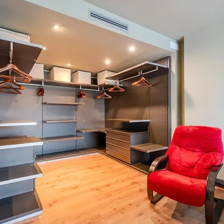 Gran Duplex Cerca Del Mar Con Piscina Privada En El Centro De Holiday home