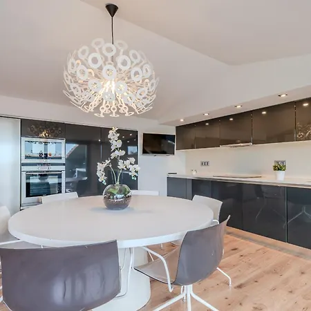 Gran Duplex Cerca Del Mar Con Piscina Privada En El Centro De * Roses