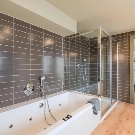 Gran Duplex Cerca Del Mar Con Piscina Privada En El Centro De Holiday home Roses