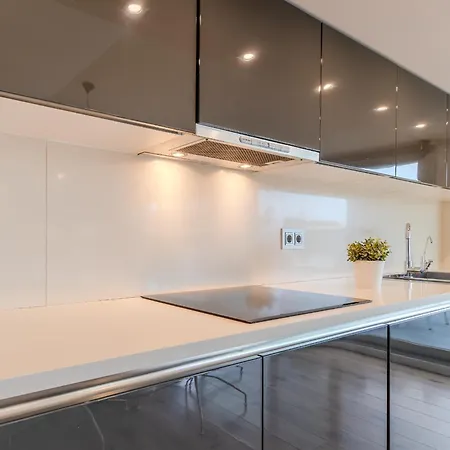 Gran Duplex Cerca Del Mar Con Piscina Privada En El Centro De Holiday home